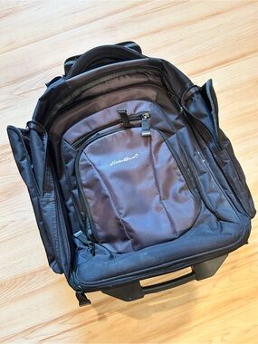 Eddie Bauer rolling travel bag
